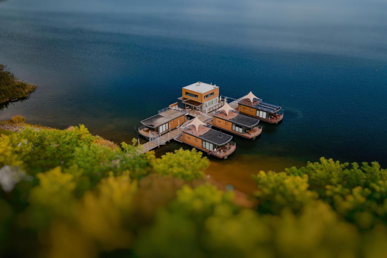 Schwimmende Ferienhaeuser Auf Dem See - Spreewald Vetschau Εξωτερικό φωτογραφία